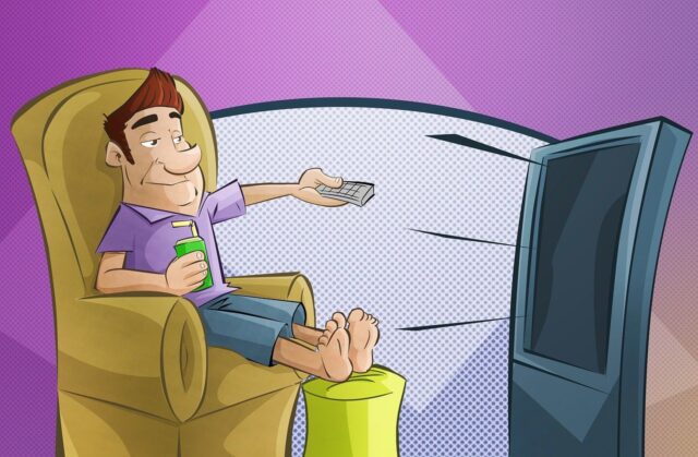 Beospielbild Mann Fernbedienung Fernseher Zappen